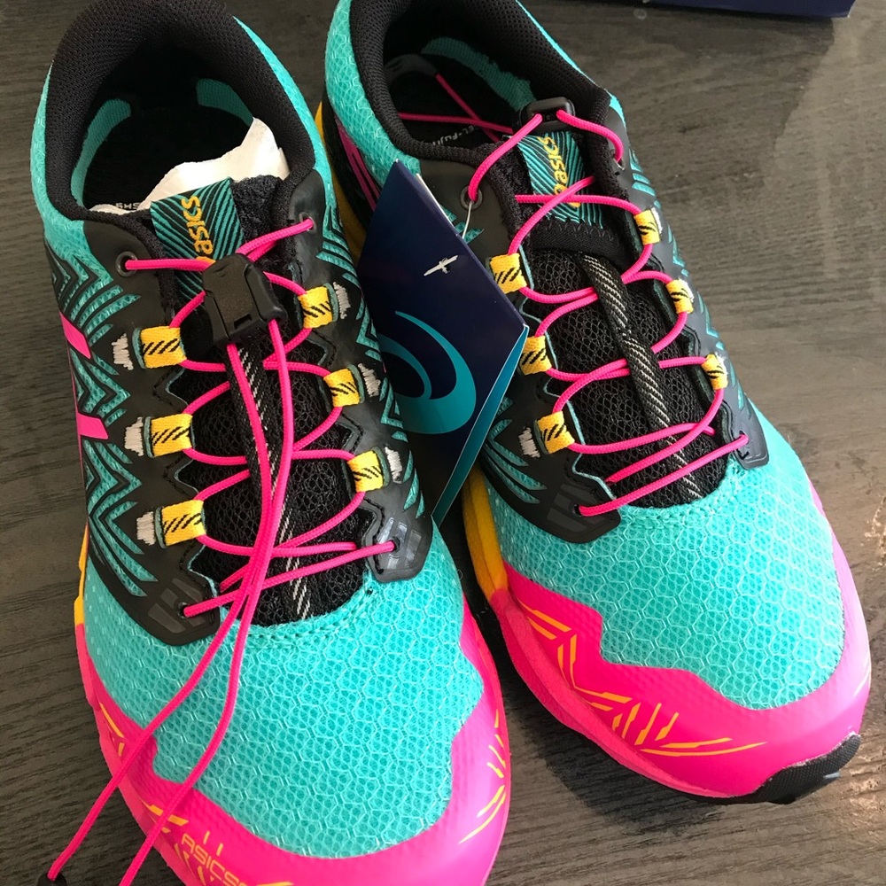 ASICS Trail Running Shoes Size 6